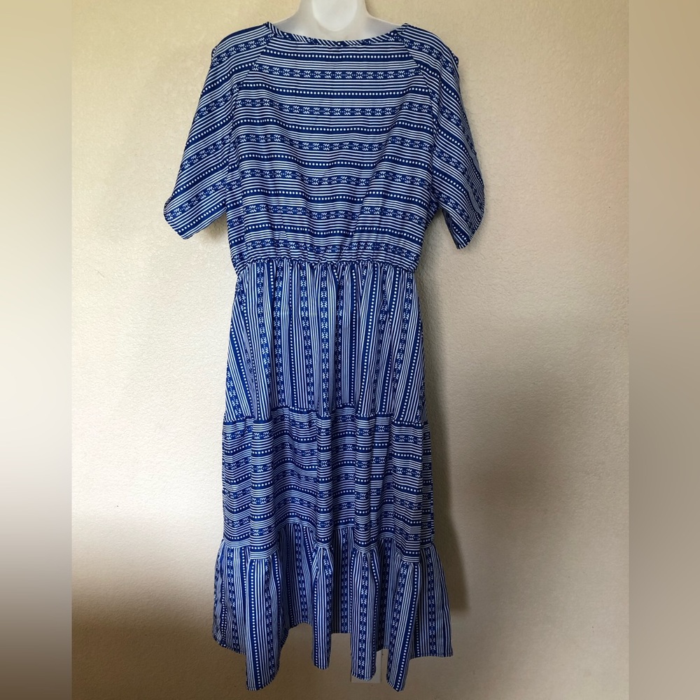 Blue Patterned Dress - Picture 2 of 3